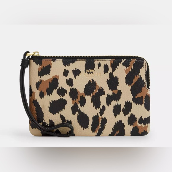 COACH LEOPARD CORNER ZIP WRISTLET - Picture 1 of 5